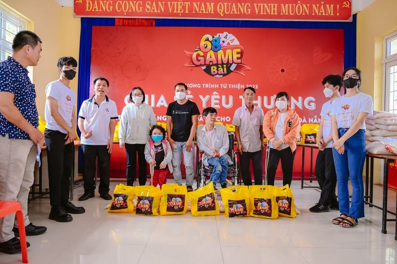 Cổng game trao nhiều quà tặng hiện vật cho mọi người 